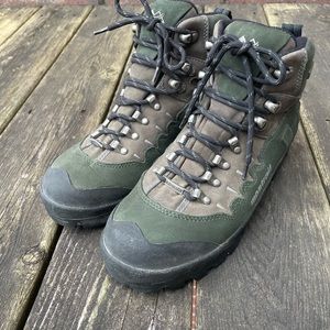 Montrail women’s hiking boot
